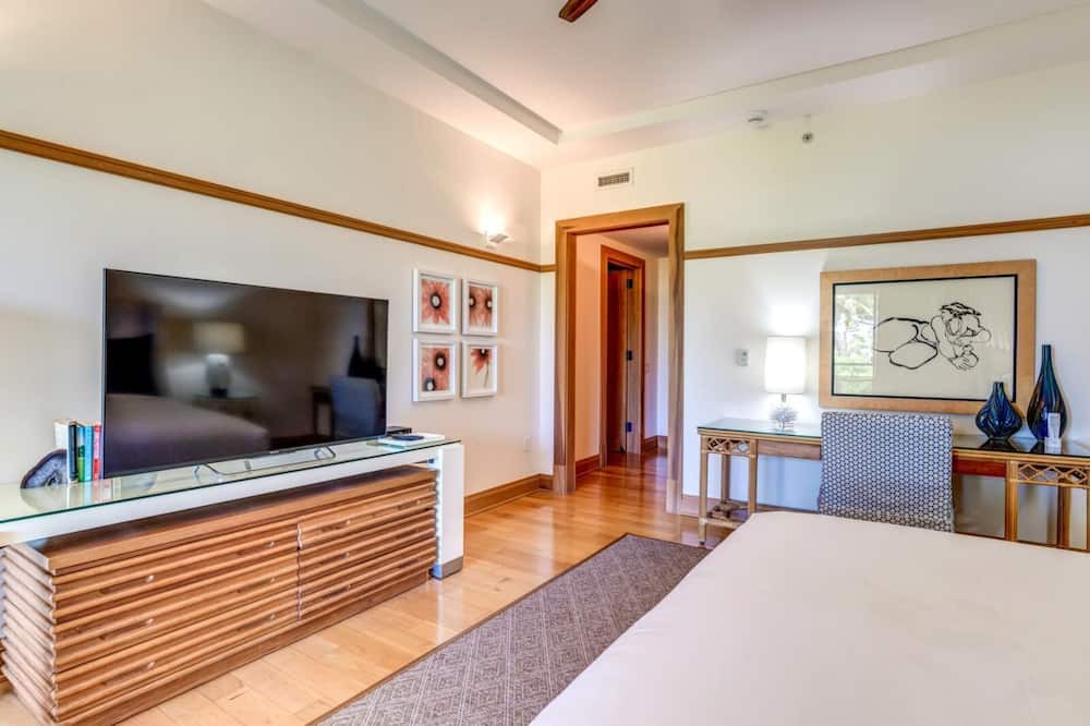 Photo of Bedroom in Montage Kapalua Bay