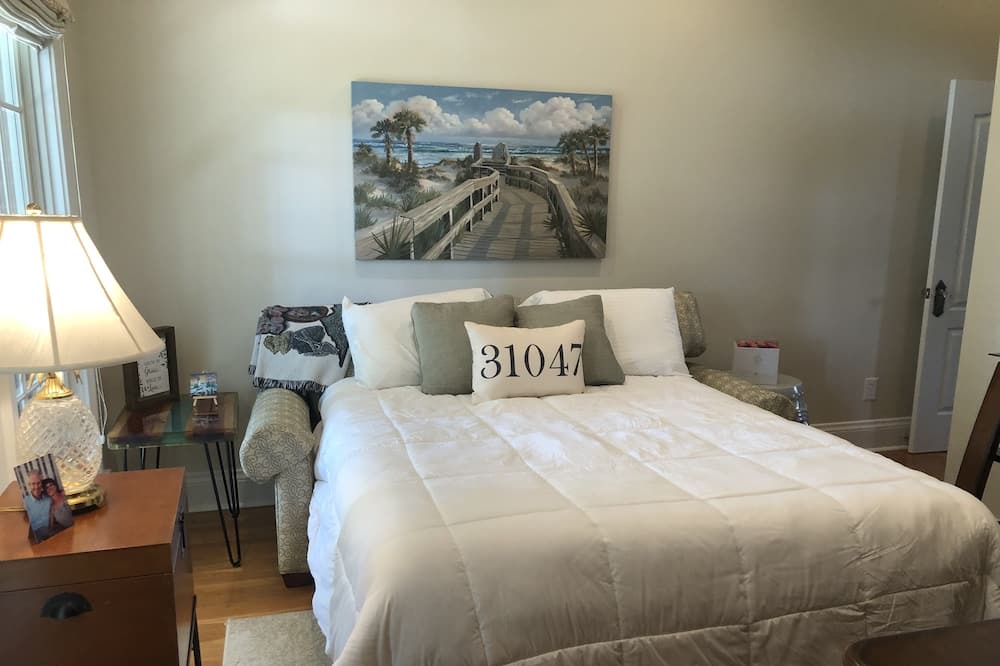 Photo of Bedroom in Kathleen
