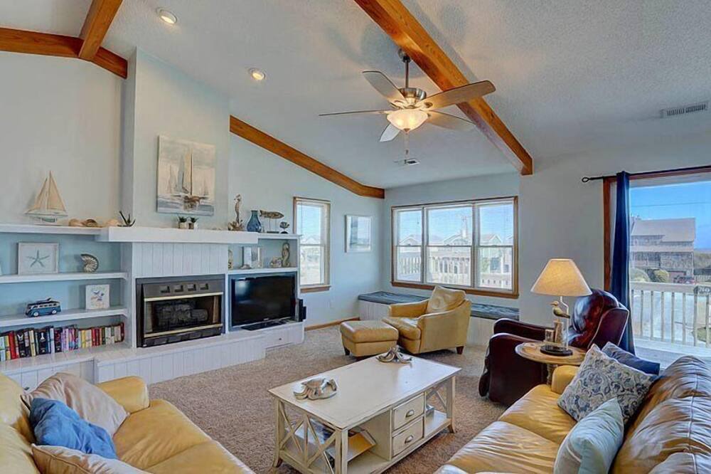 Photo of Livingroom in Nags Head