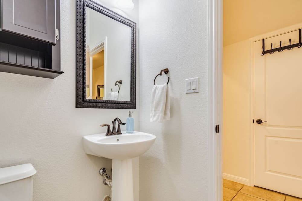 Photo of Bathroom in Milwood