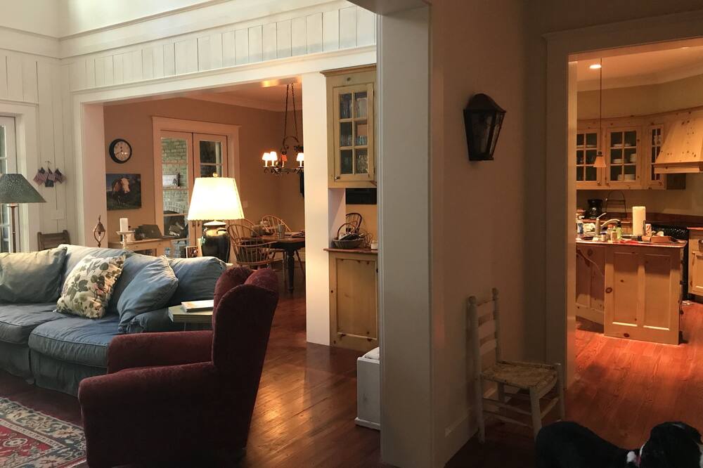 Photo of Livingroom in Lavonia