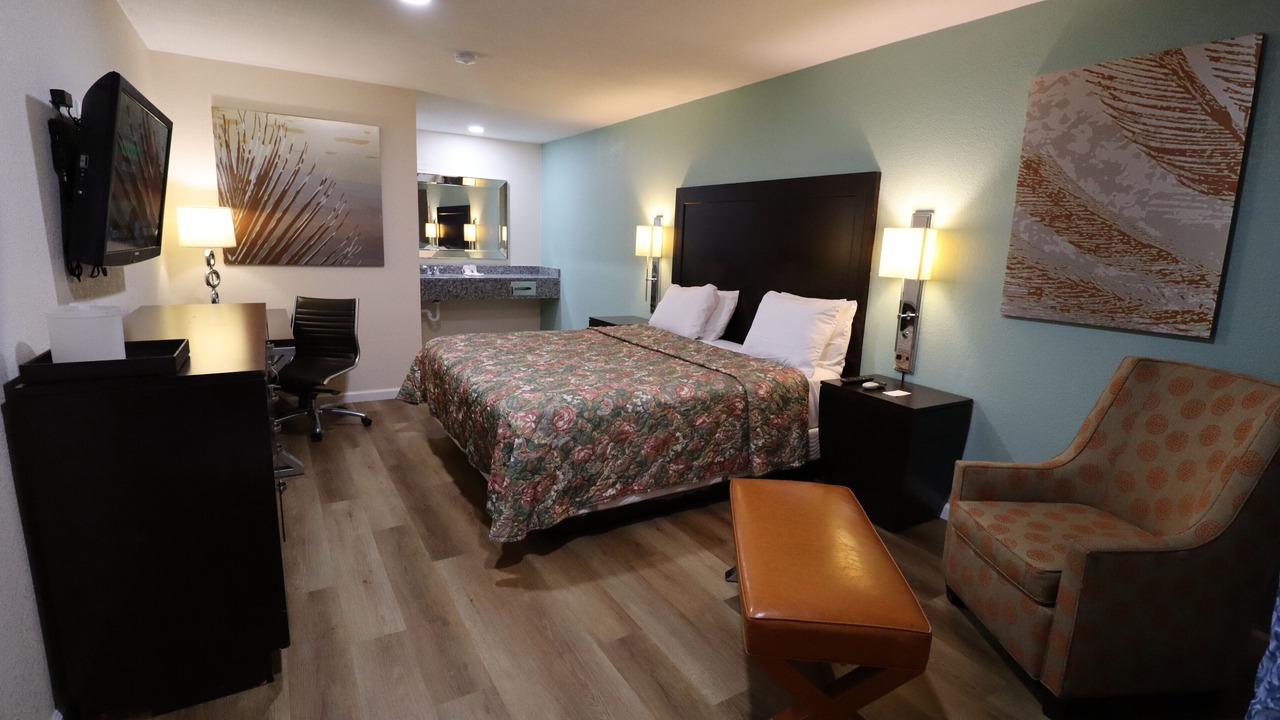 Photo of Bedroom in Cochran