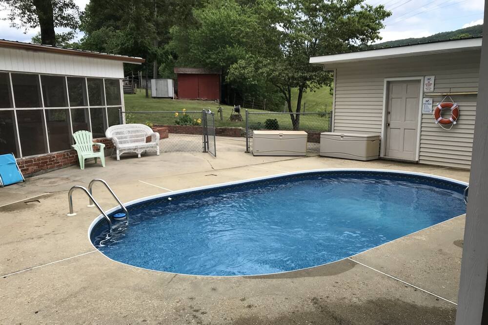 Photo of Outdoor in Marion