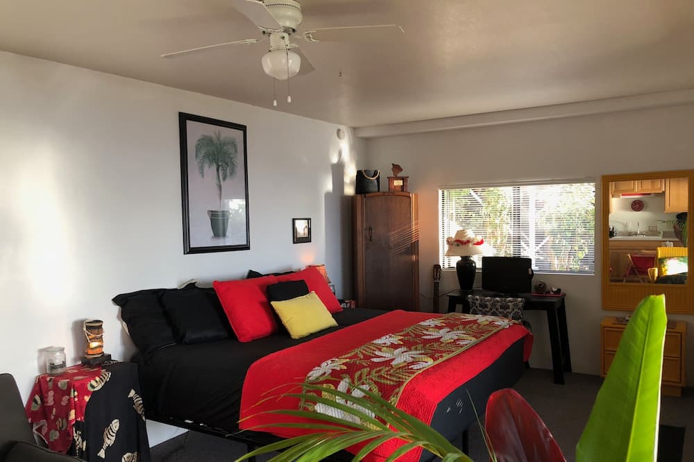 Photo of Bedroom in Kona Paradise