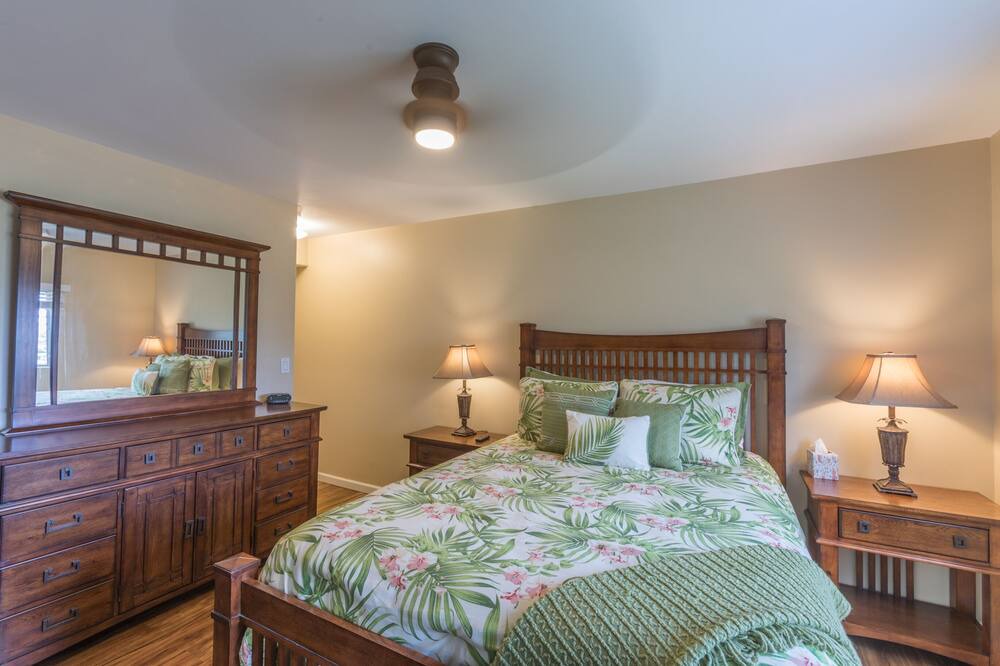 Photo of Bedroom in Keauhou