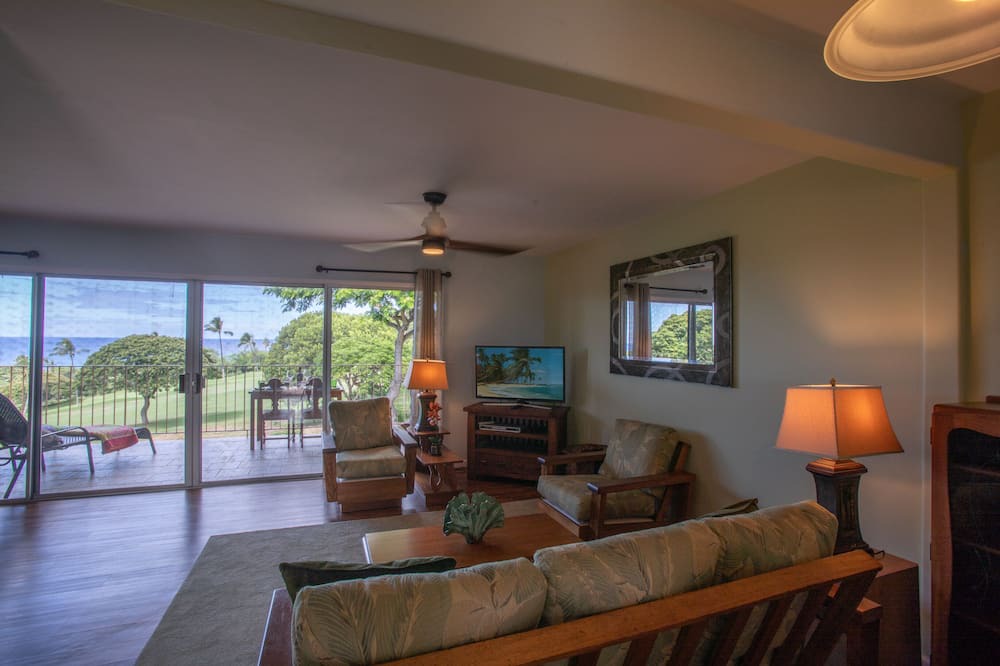 Photo of Livingroom in Keauhou