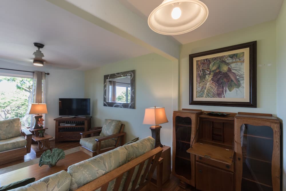 Photo of Livingroom in Keauhou