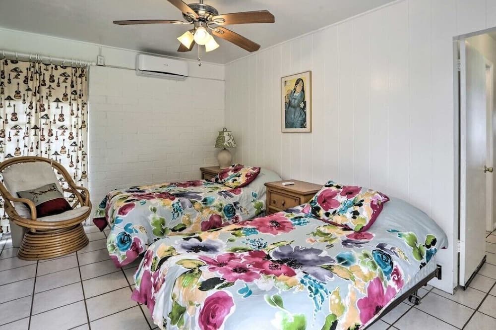 Photo of Bedroom in Maili