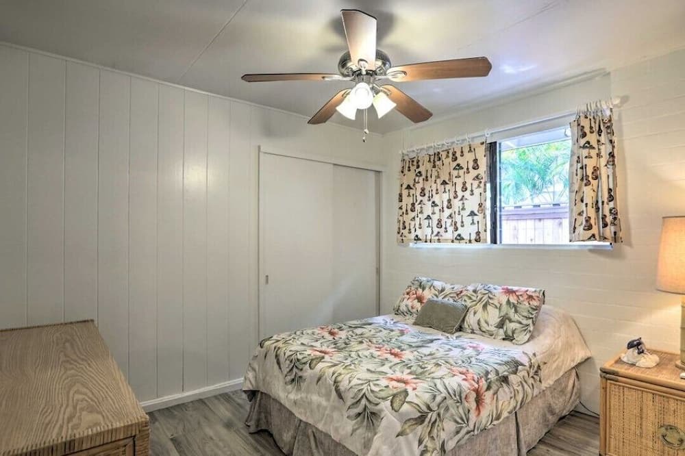 Photo of Bedroom in Maili