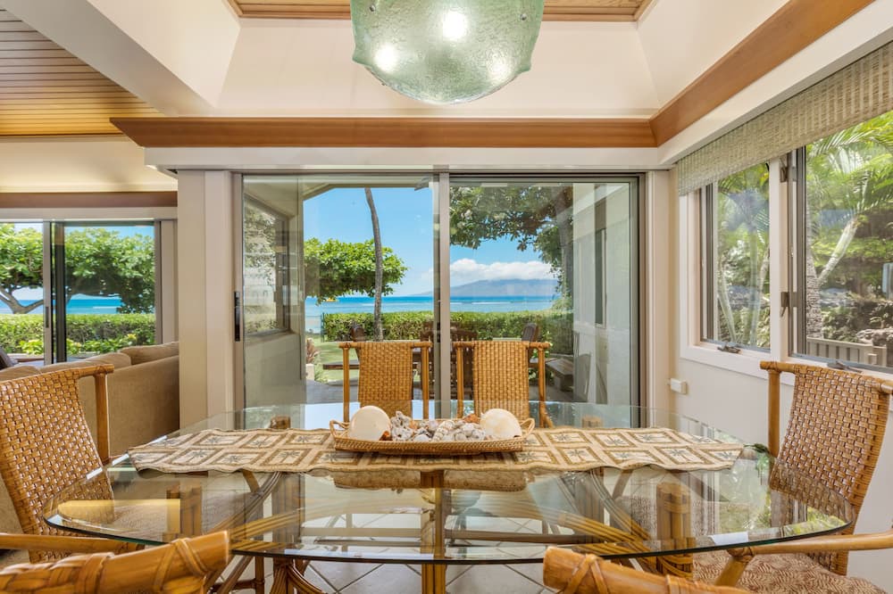 Photo of Kitchen in Historic Lahaina Front Street
