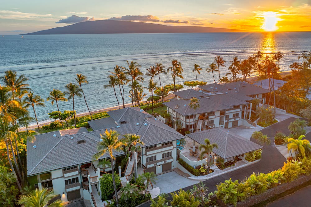 Photo of Outdoor in Historic Lahaina Front Street