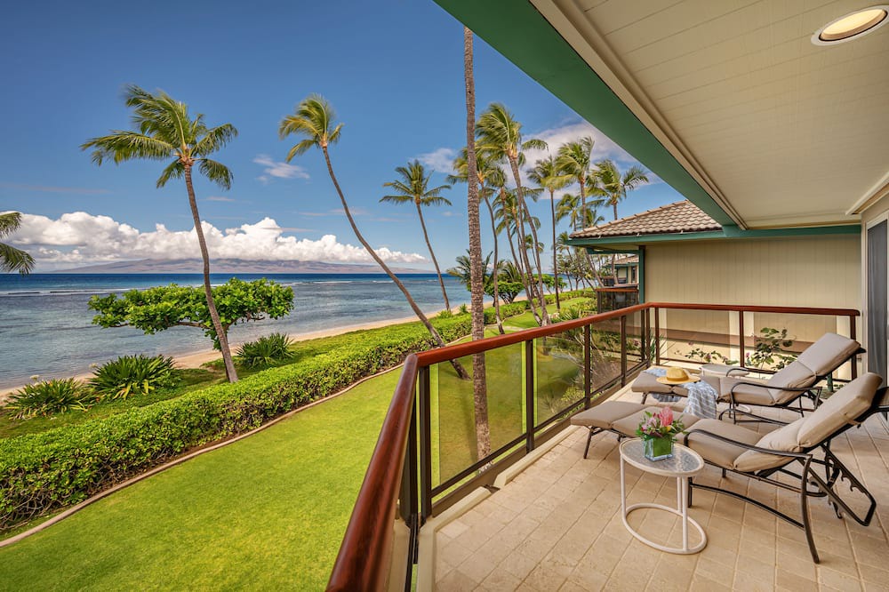 Photo of Patio Balcony in Historic Lahaina Front Street