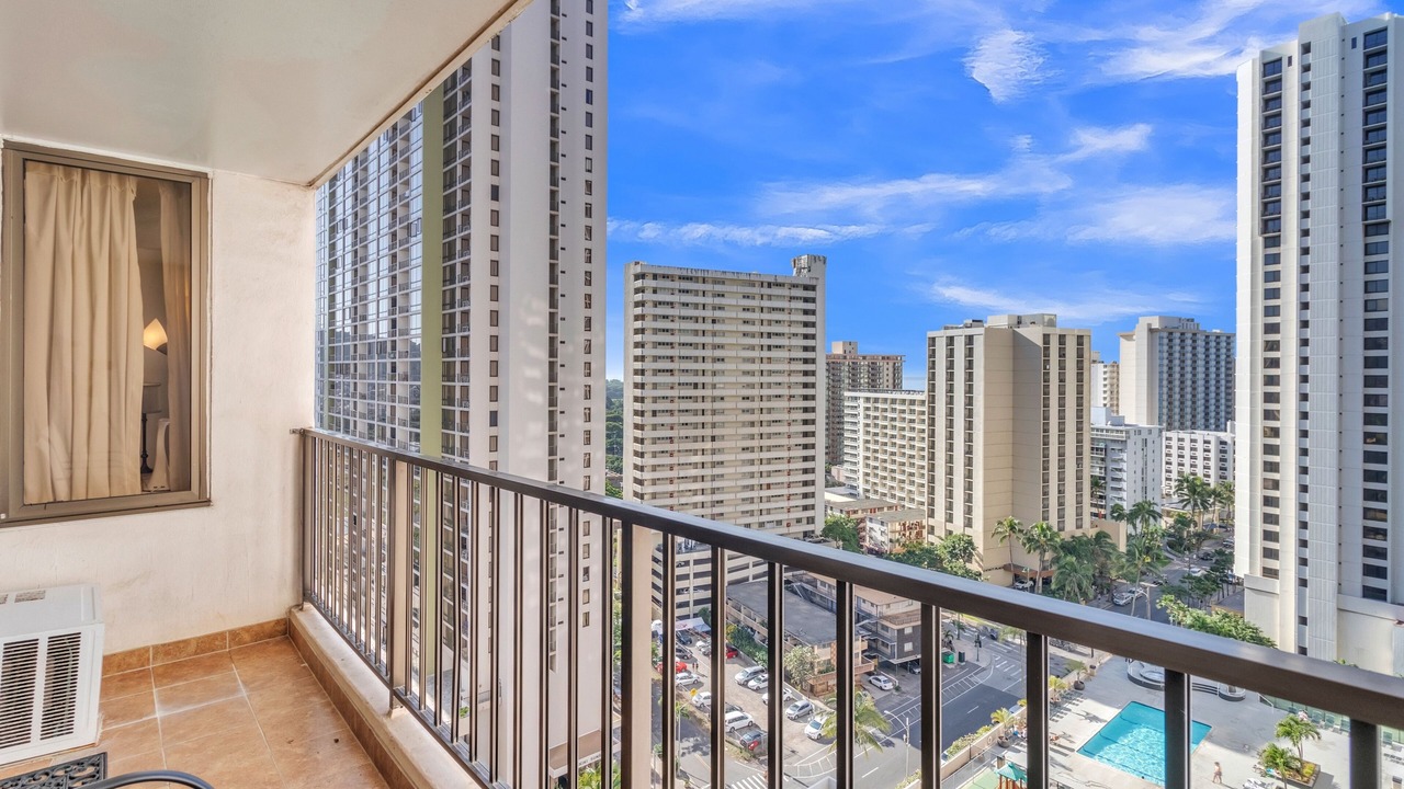 Photo of Others in Waikiki