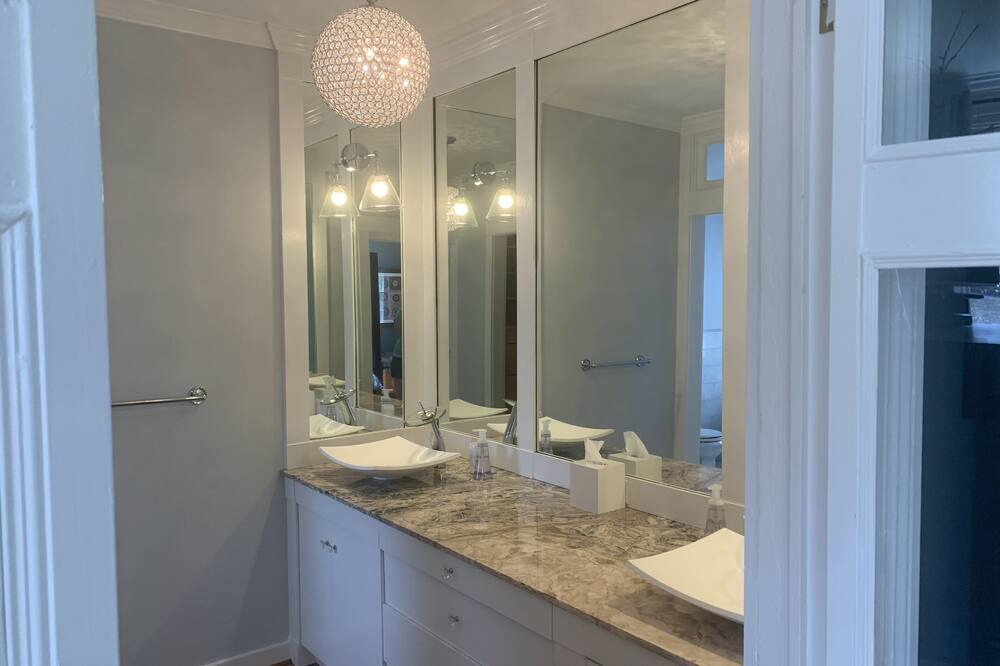 Photo of Bathroom in Richmond