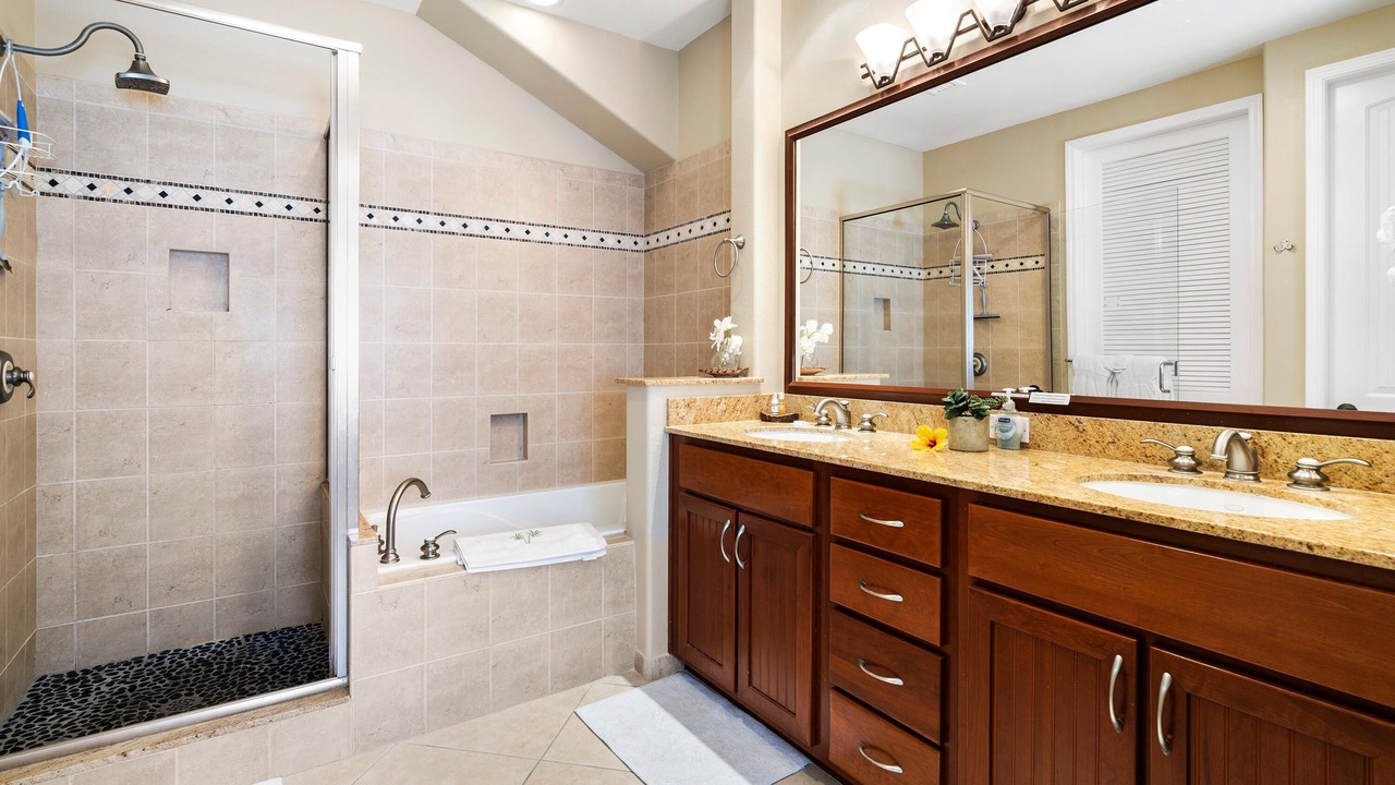 Photo of Bathroom in Waikoloa