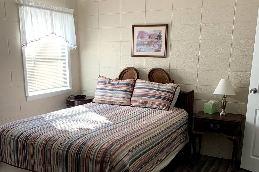Photo of Bedroom in Newport