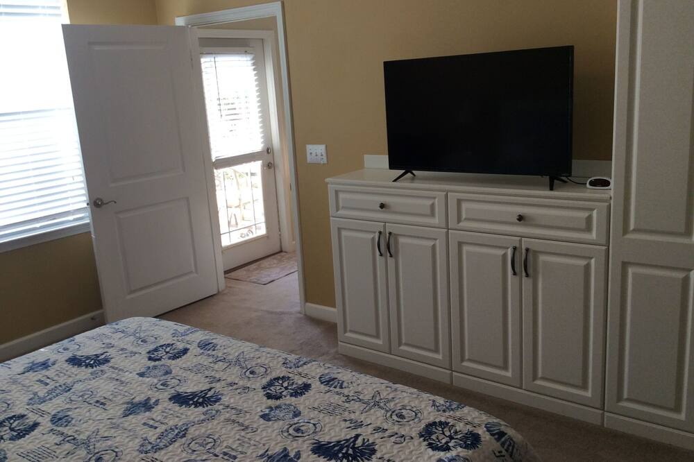 Photo of Bedroom in Calabash