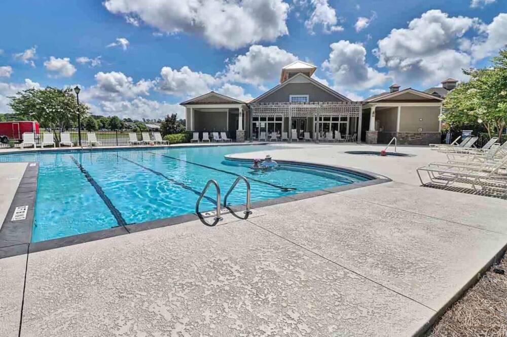 Photo of Outdoor in Calabash