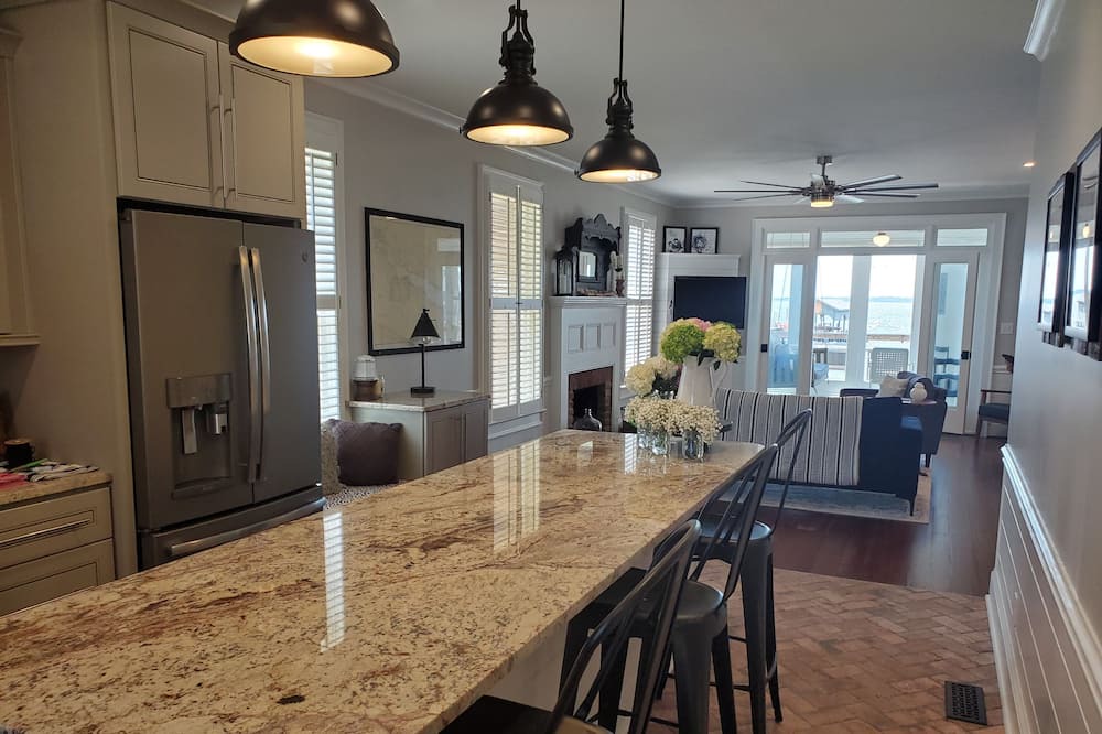 Photo of Kitchen in Bath