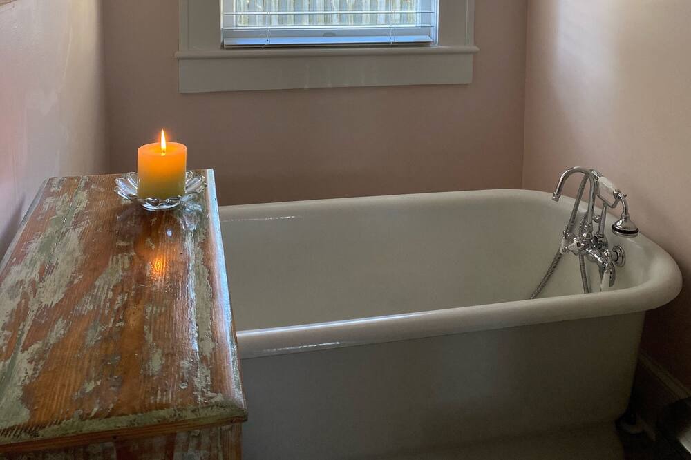 Photo of Bathroom in Morganton