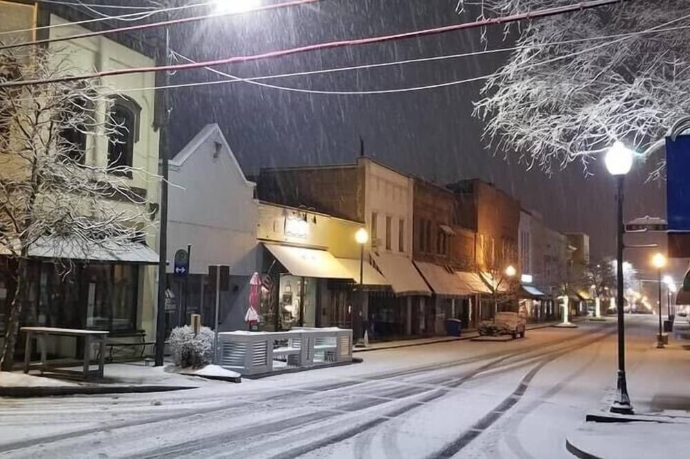 Photo of Outdoor in Morganton