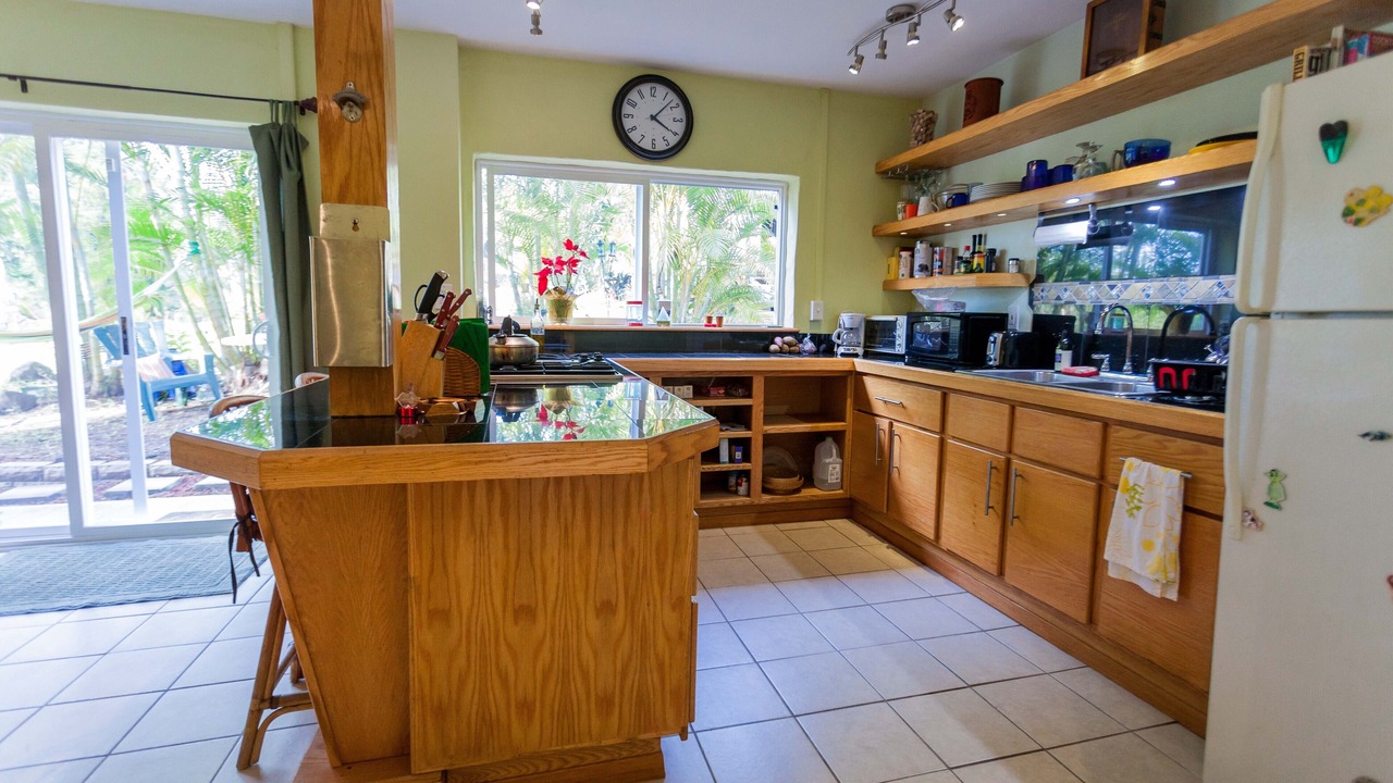 Photo of Kitchen in Kona Palisades