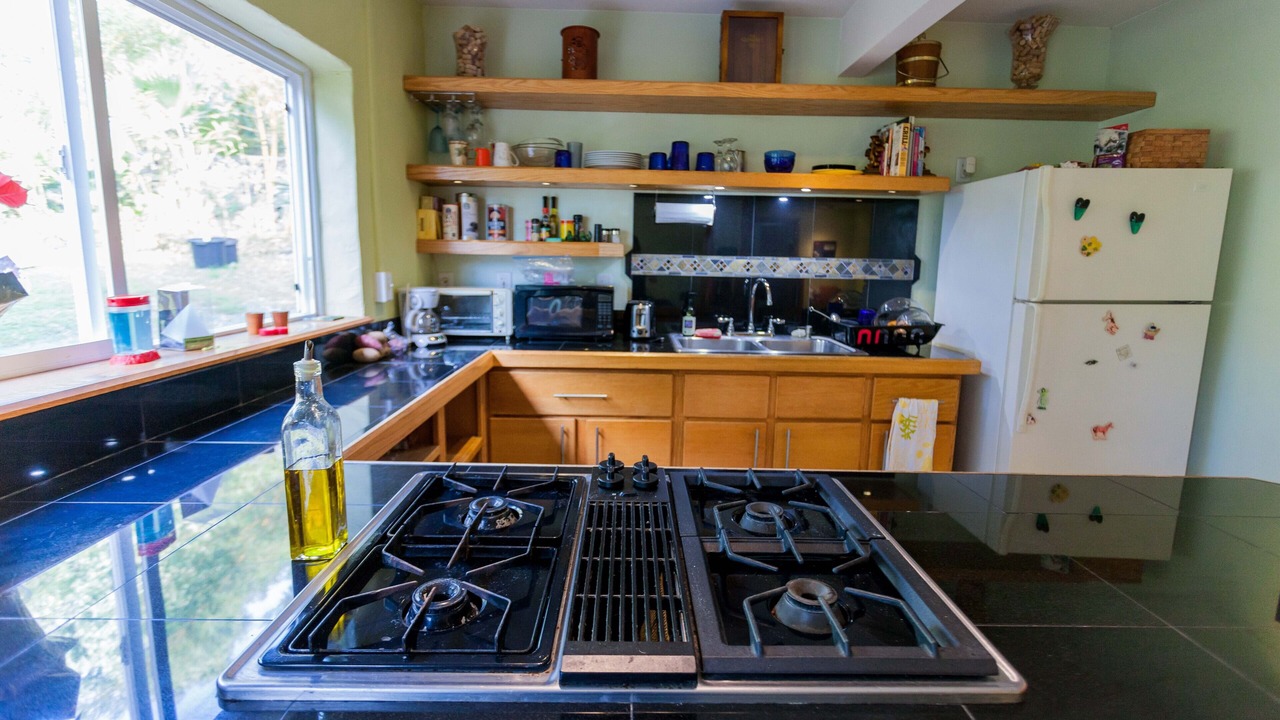 Photo of Kitchen in Kona Palisades