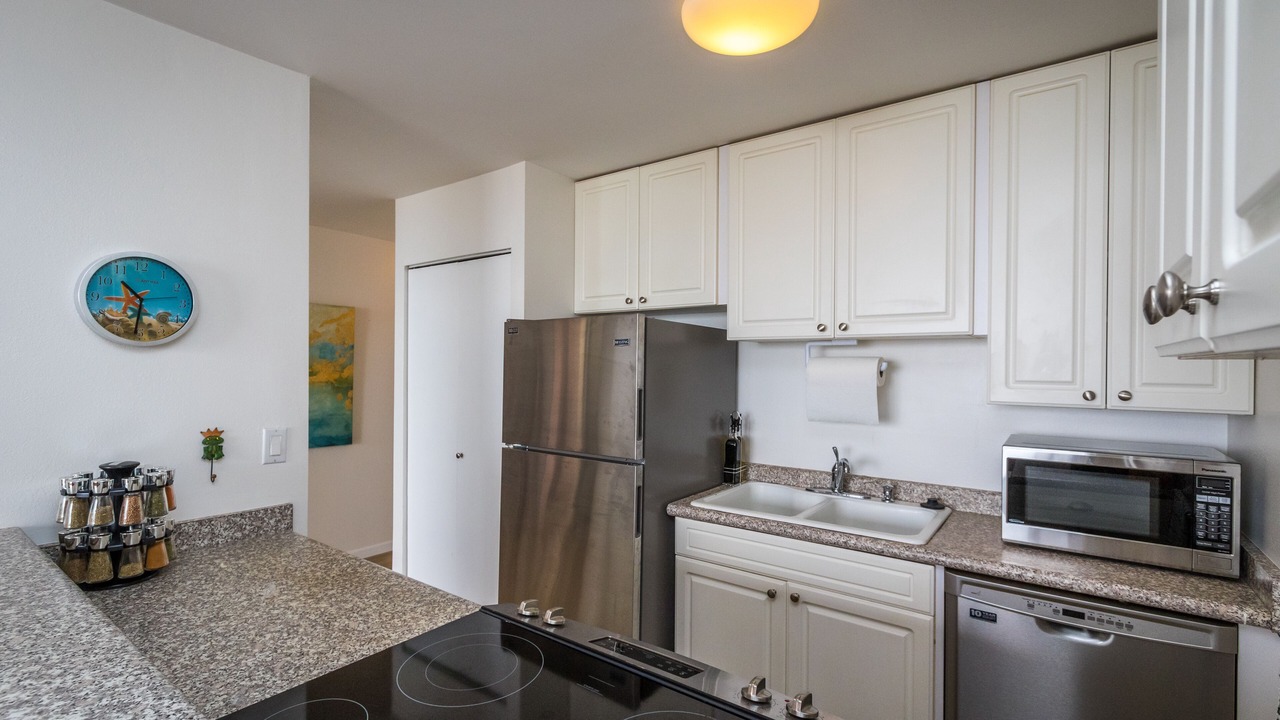 Photo of Kitchen in Maalaea