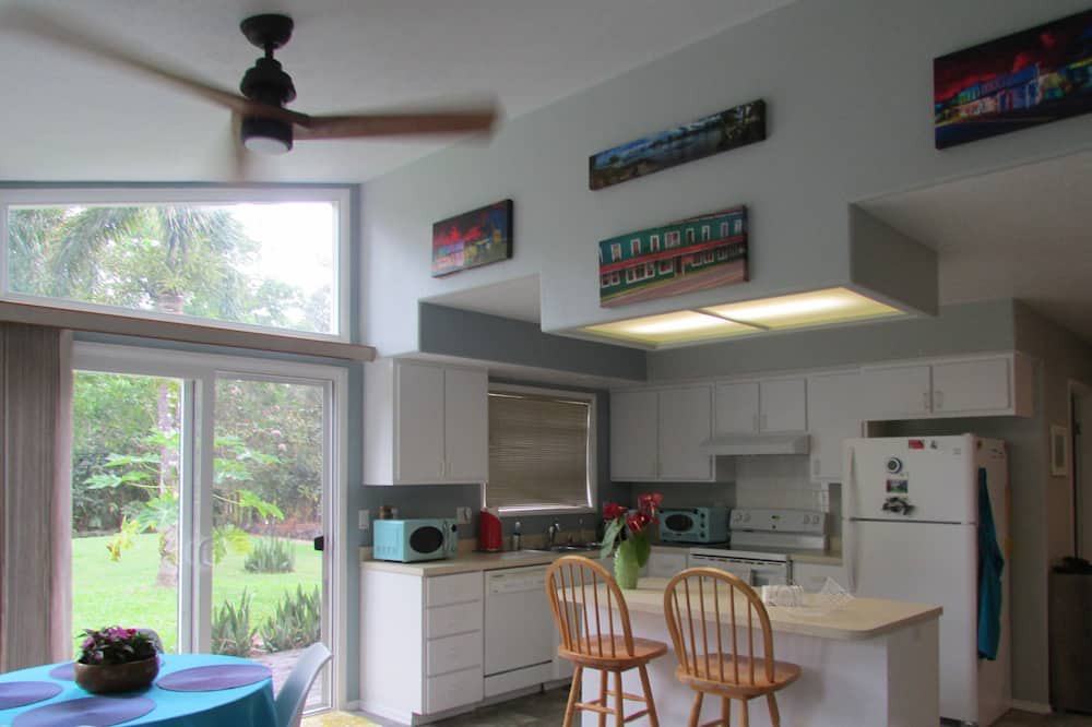 Photo of Kitchen in Kapoho