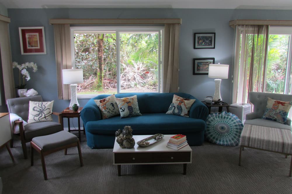 Photo of Bedroom in Kapoho