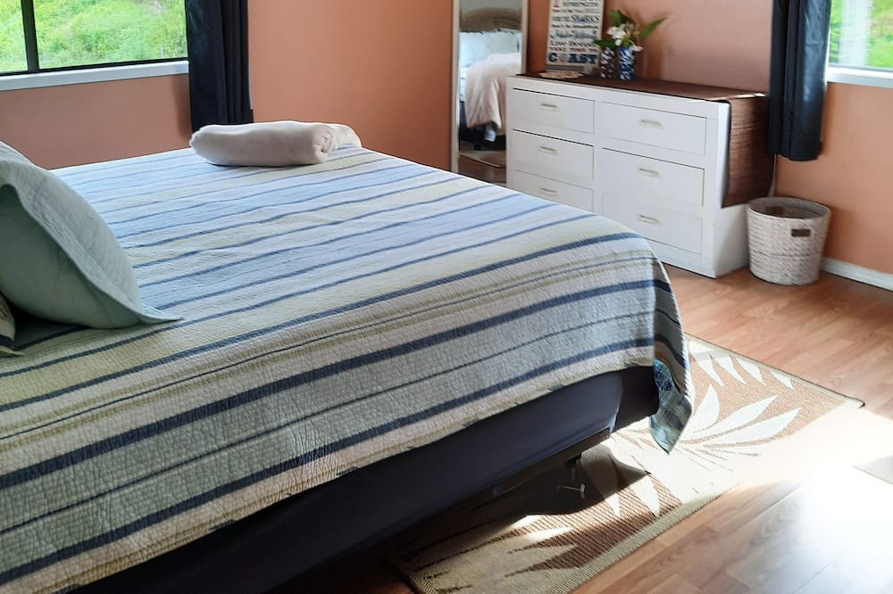 Photo of Bedroom in Papa