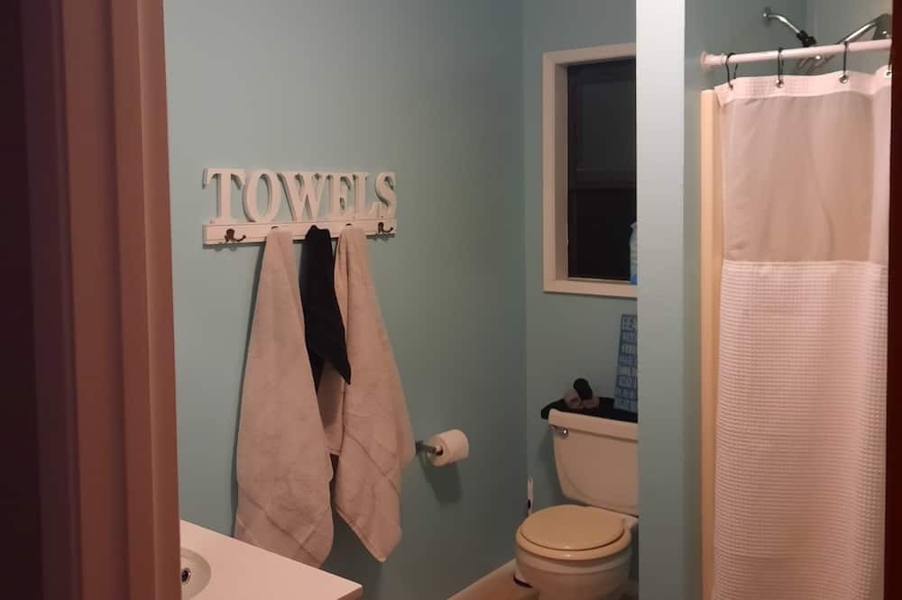 Photo of Bathroom in Papa