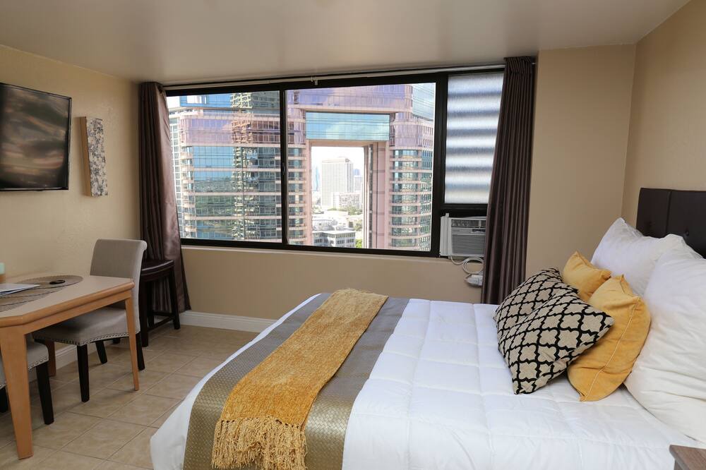 Photo of Bedroom in McCully - Moiliili
