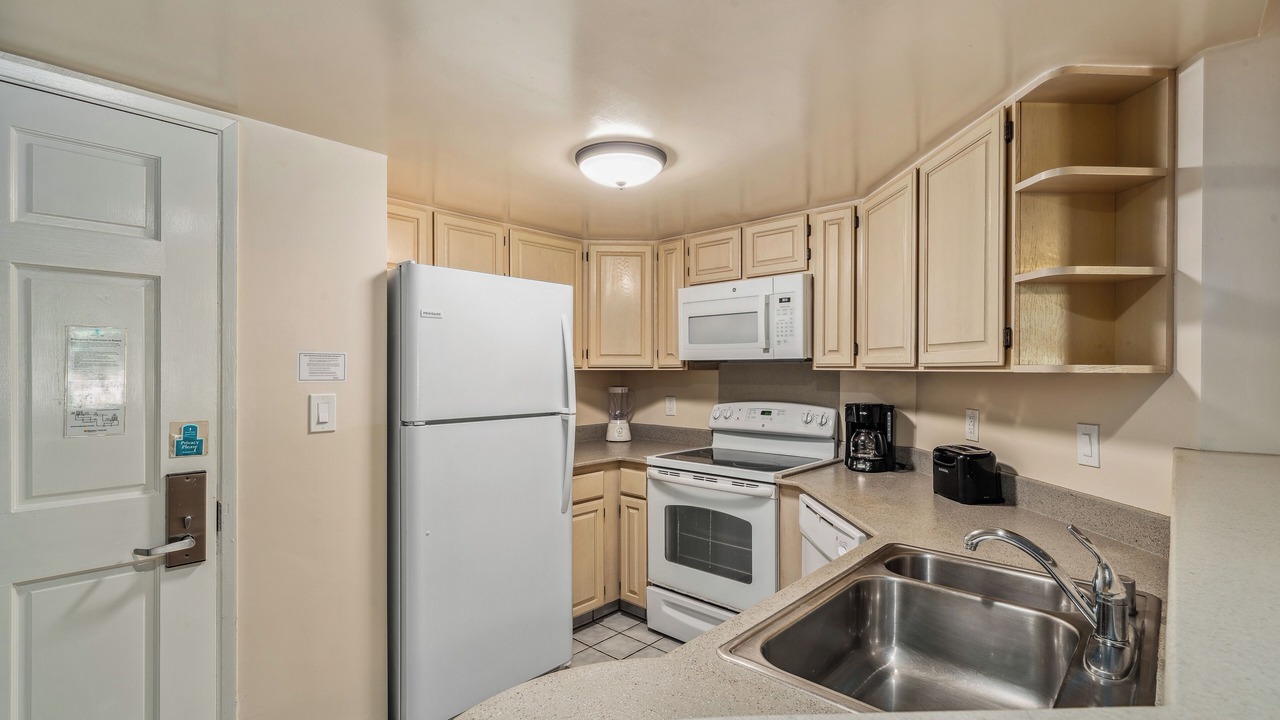 Photo of Kitchen in Kahana