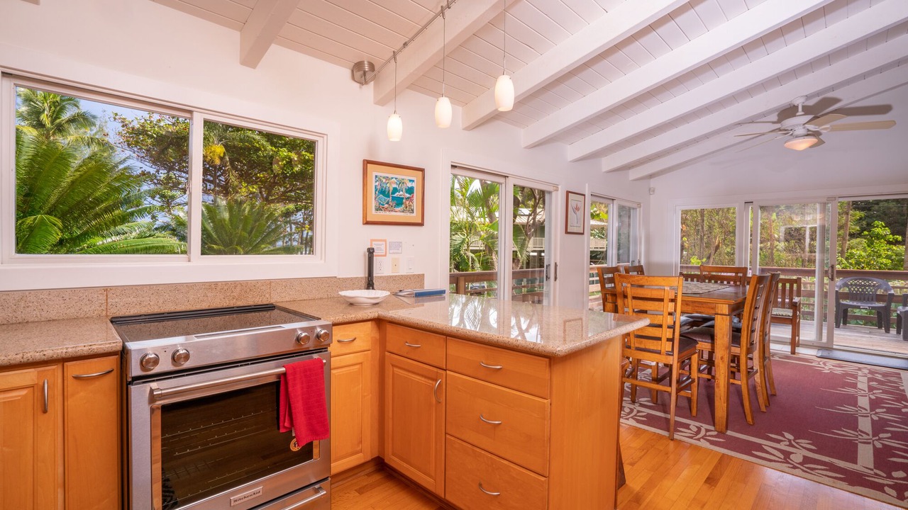 Photo of Kitchen in Kilauea