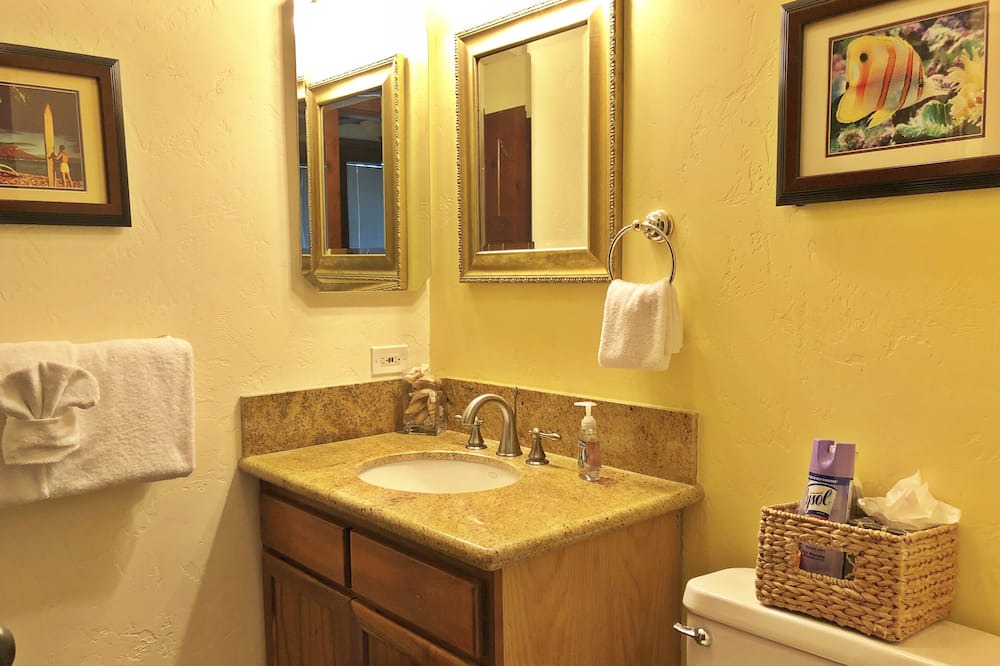 Photo of Bathroom in Kahului