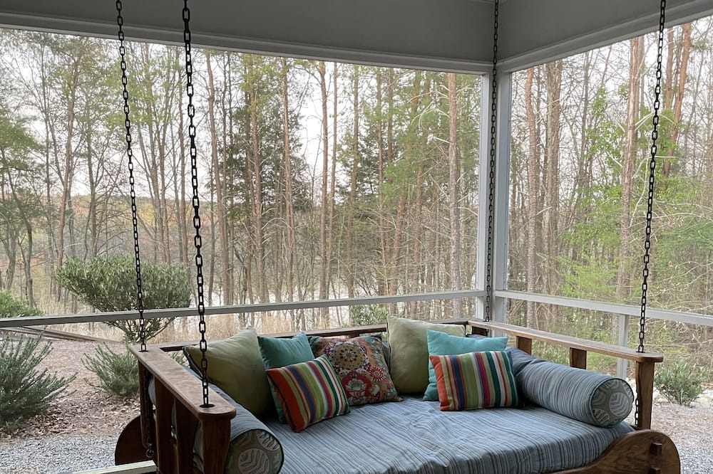 Photo of Outdoor in Hickory