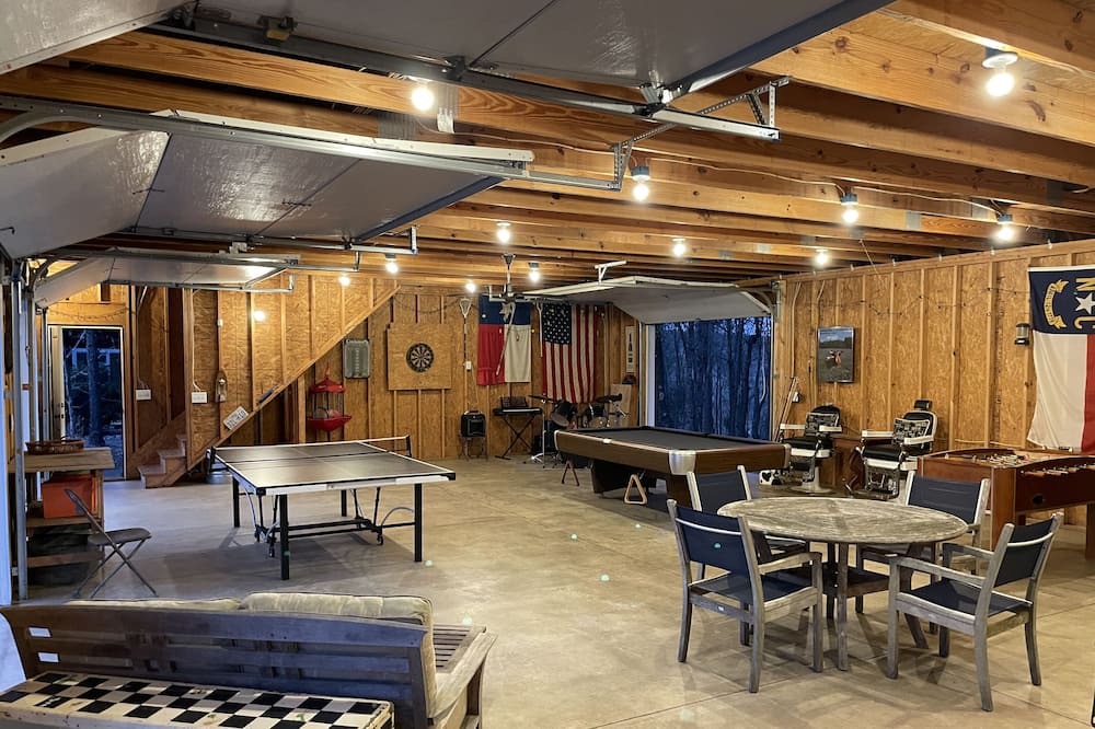 Photo of Bedroom in Hickory