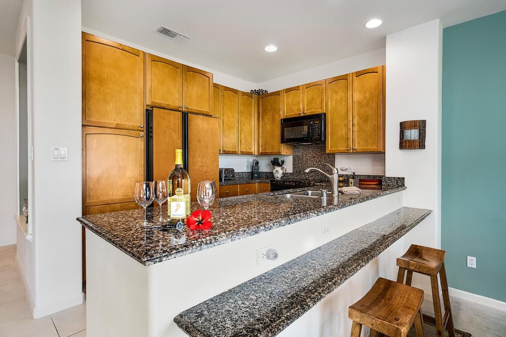 Photo of Kitchen in Waikoloa