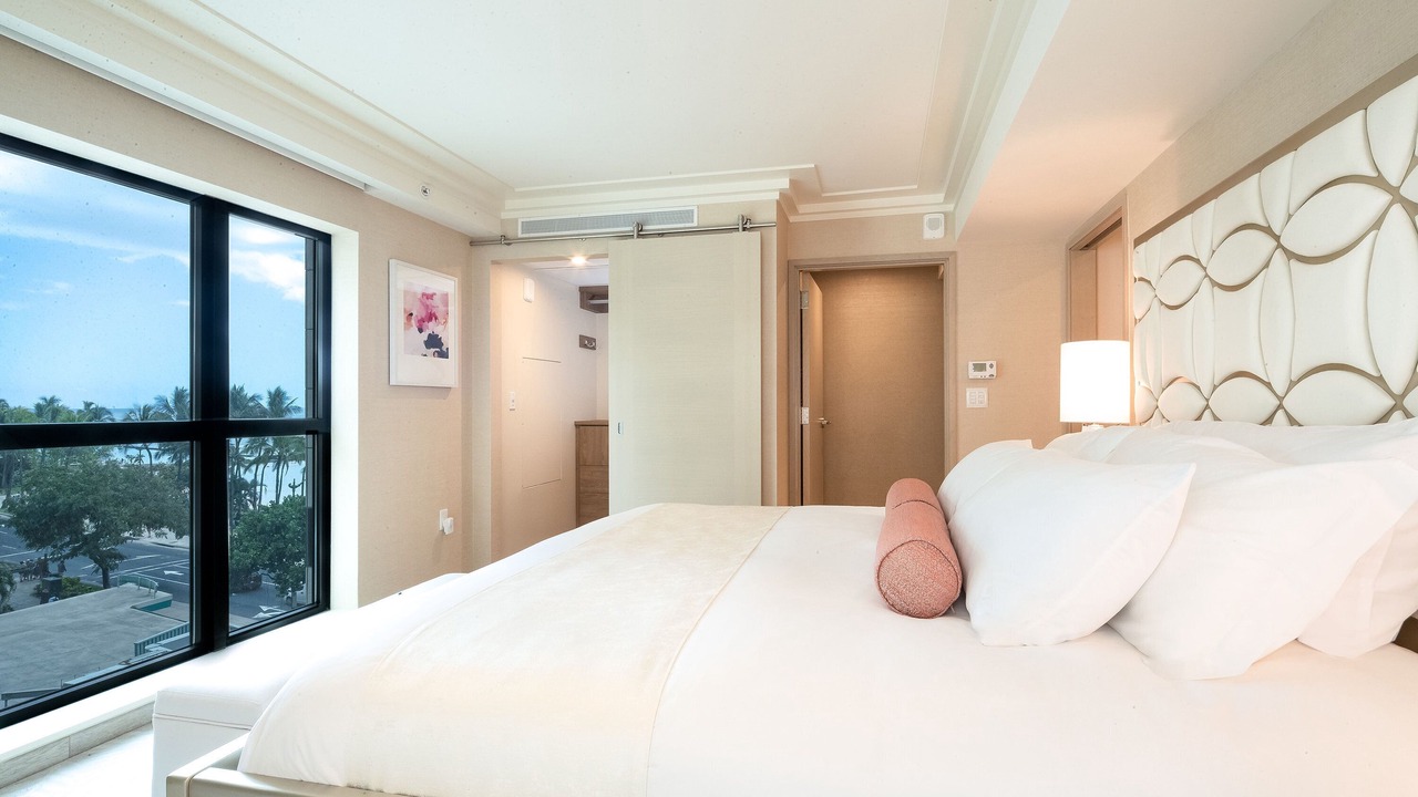 Photo of Bedroom in Waikiki