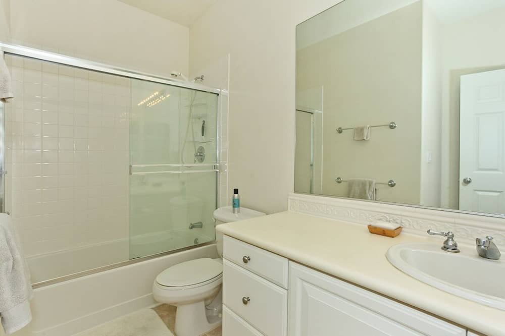 Photo of Bathroom in Ko Olina