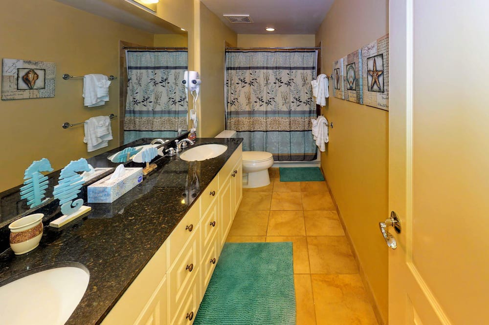 Photo of Bathroom in Ko Olina