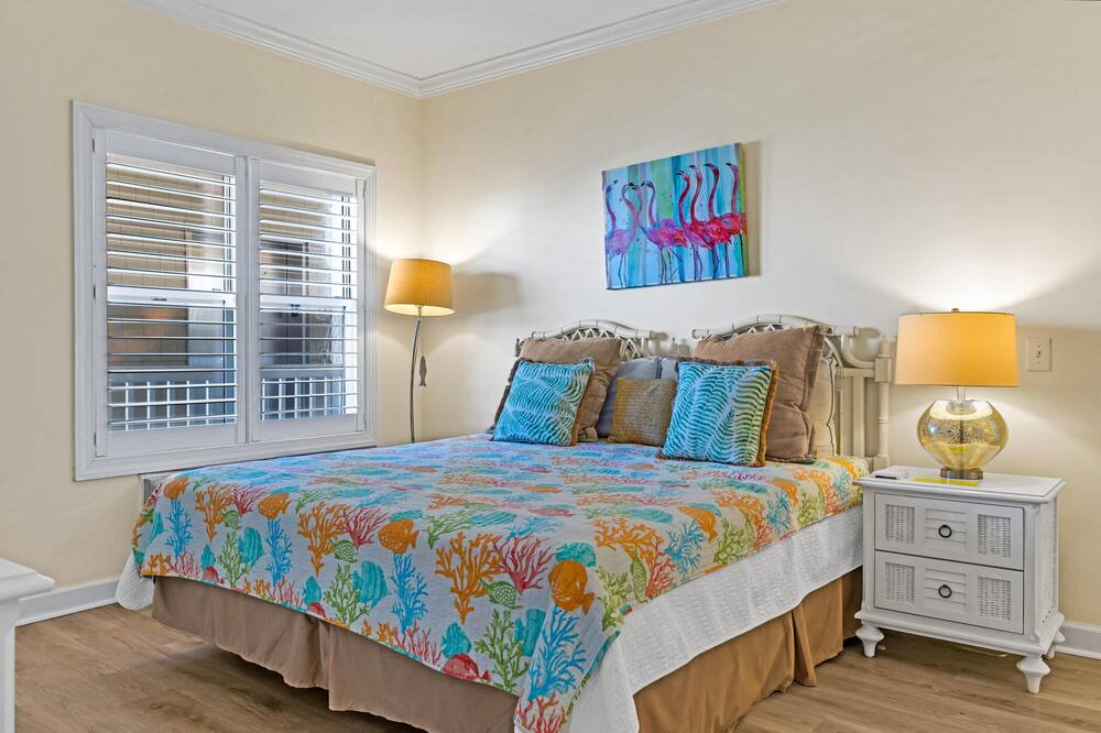Photo of Bedroom in Ocean Isle Beach