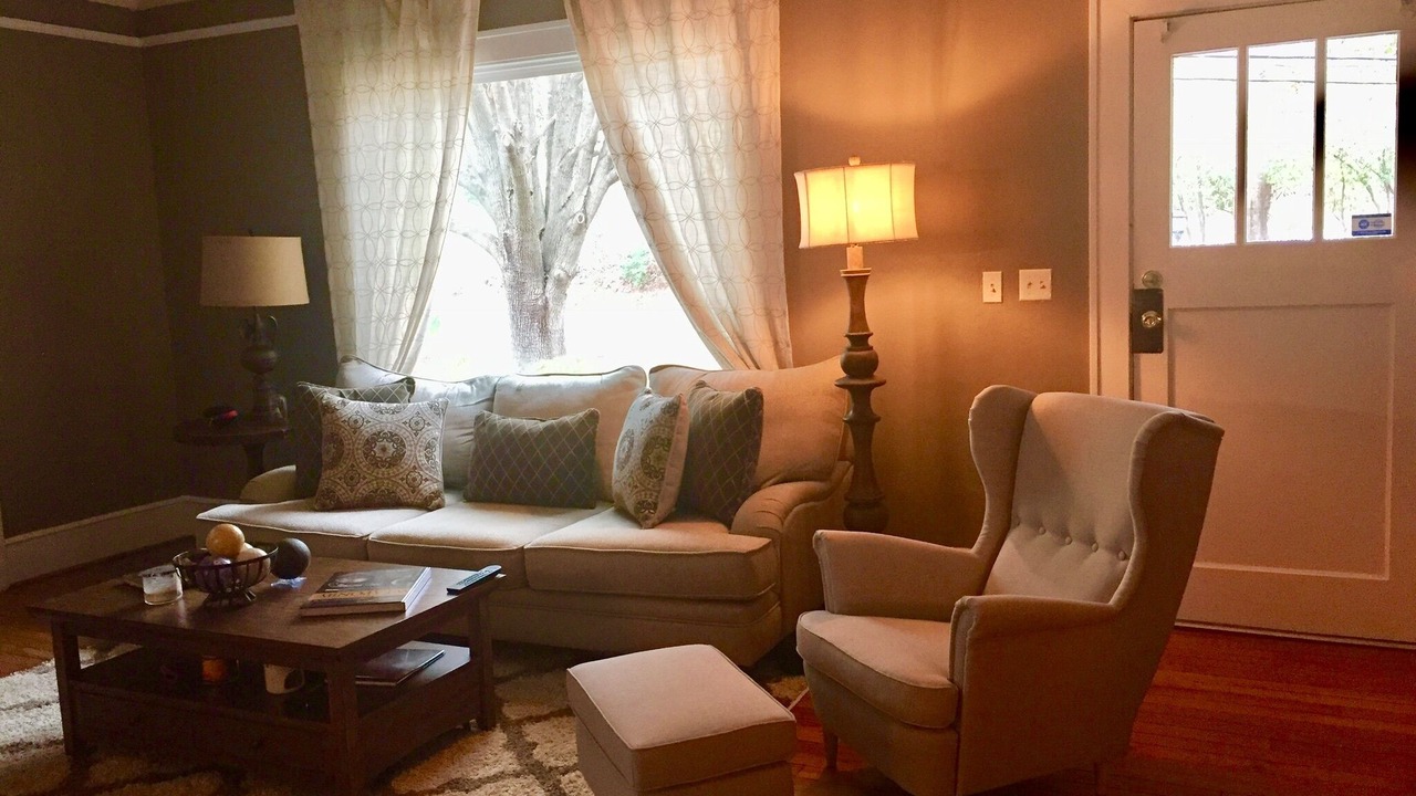 Photo of Livingroom in Edgefield