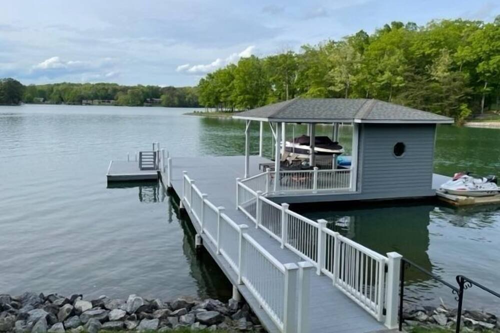 Photo of Outdoor in Huddleston