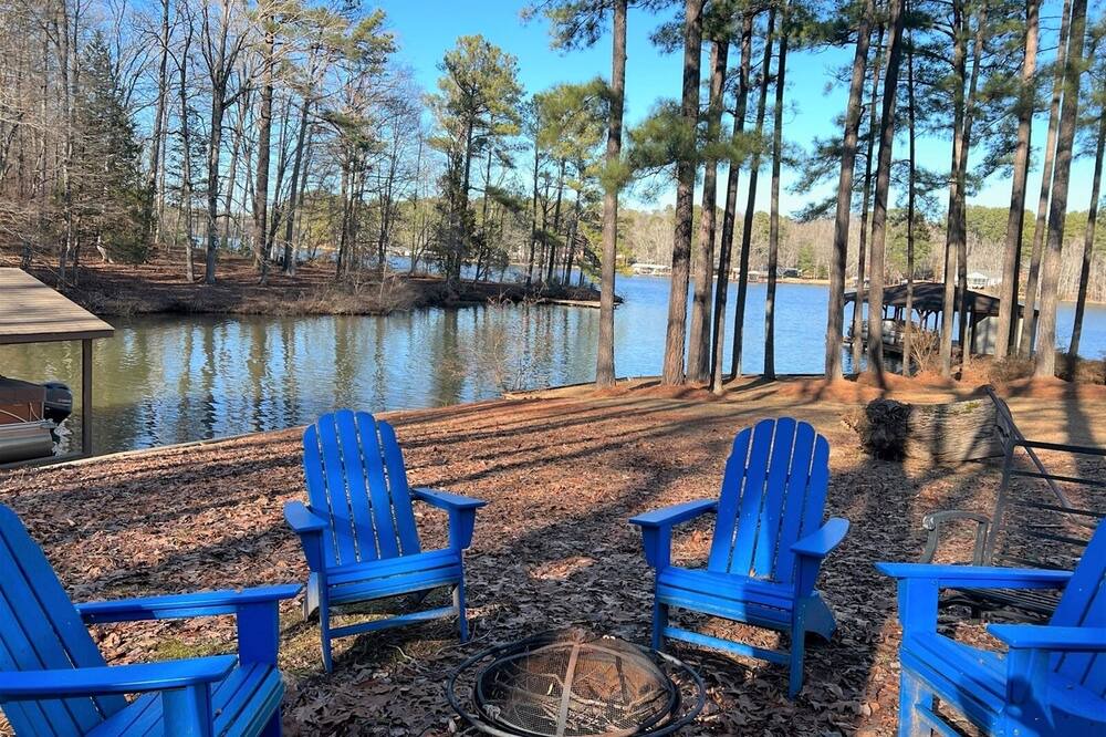 Photo of Outdoor in Woodland Shores