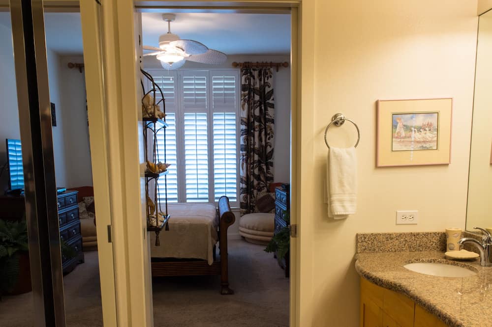 Photo of Bathroom in Ko Olina