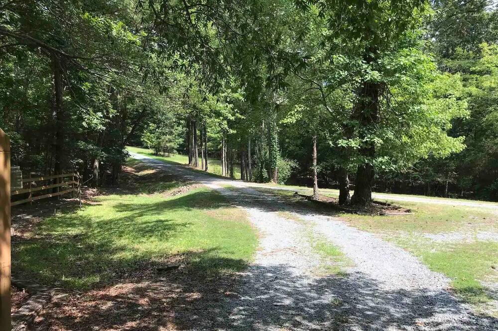 Photo of Outdoor in Bynum