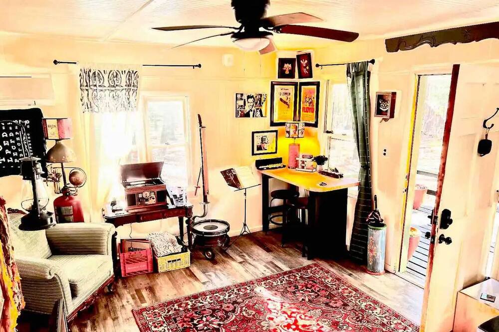 Photo of Bedroom in Bynum