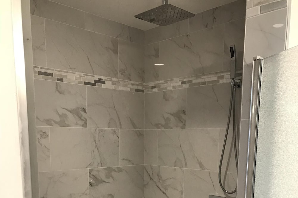 Photo of Bathroom in St Louis Heights